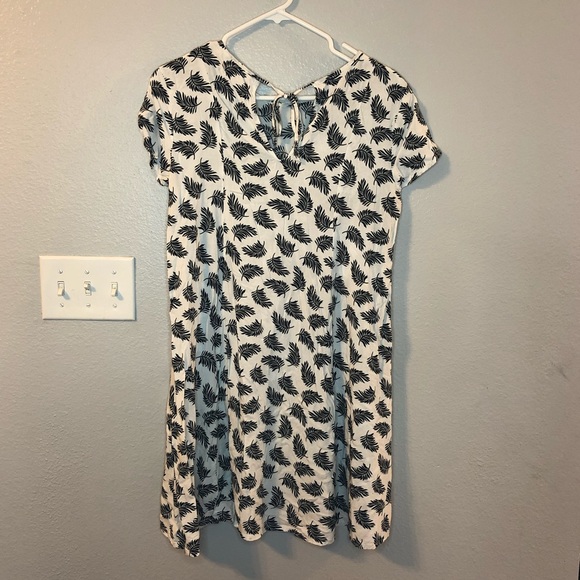 H&M Leaf-print Dress - Picture 3 of 5